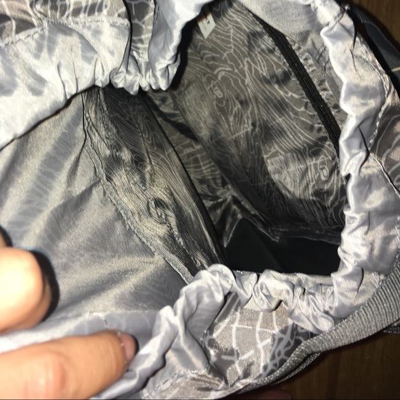 Bag. It’s great for the pool or camping - Picture 5 of 6